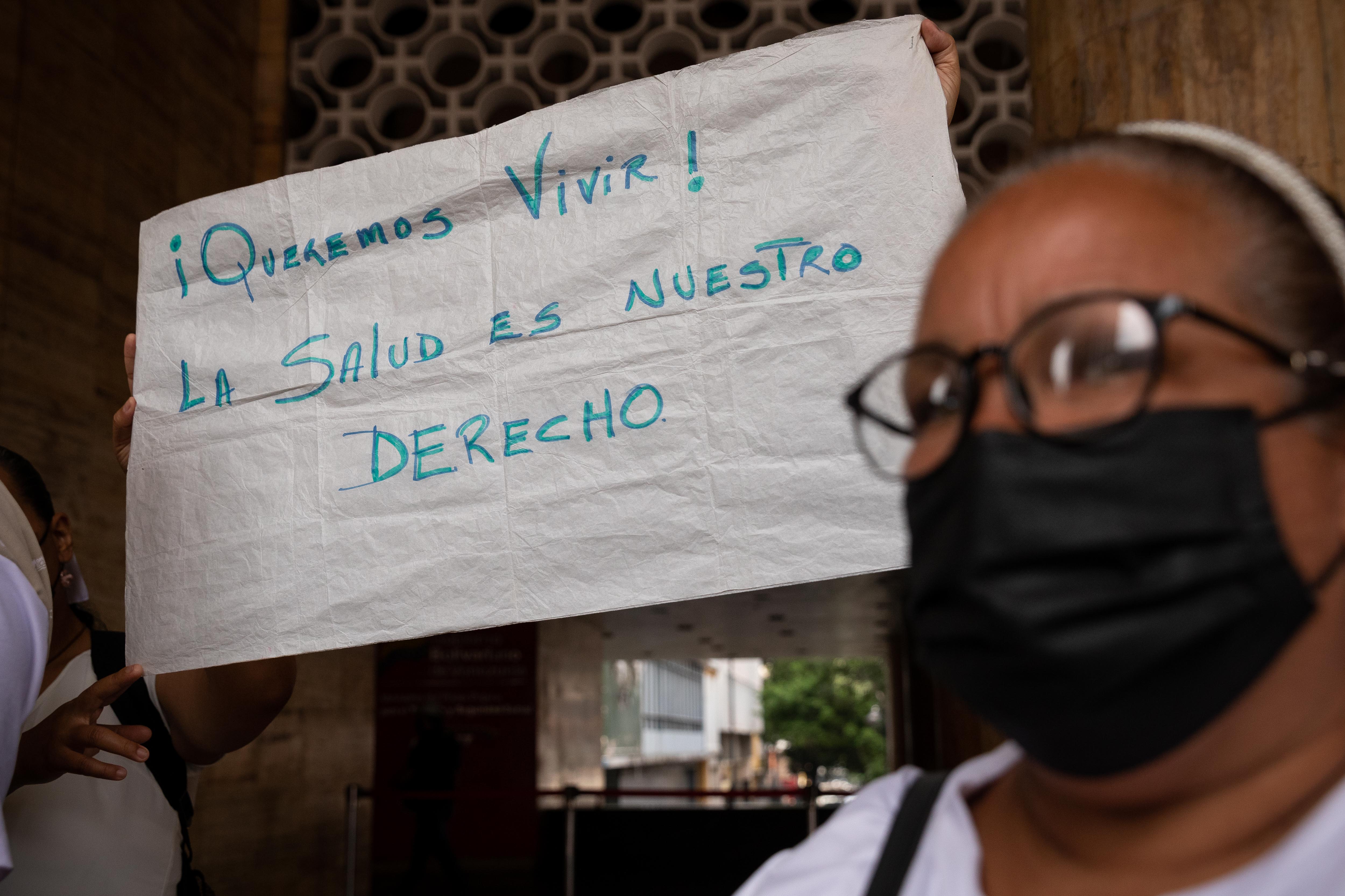 Pacientes oncológicos protestaron en Caracas este #5May por falta de medicinas y equipos