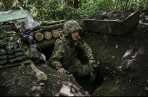 EN VIDEO: Soldado ucraniano apodado “Hulk” hace explotar tanques rusos con lanzacohetes