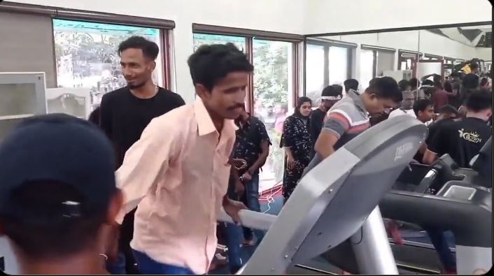 Manifestantes usaron hasta las máquinas de ejercicio del primer ministro de Sri Lanka (Video)