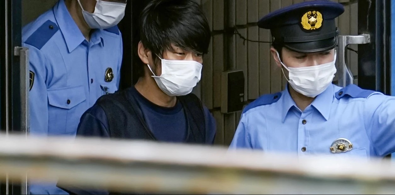 El asesino de Shinzo Abe confesó por qué planeó el atentado y reveló cómo fabricó el arma casera