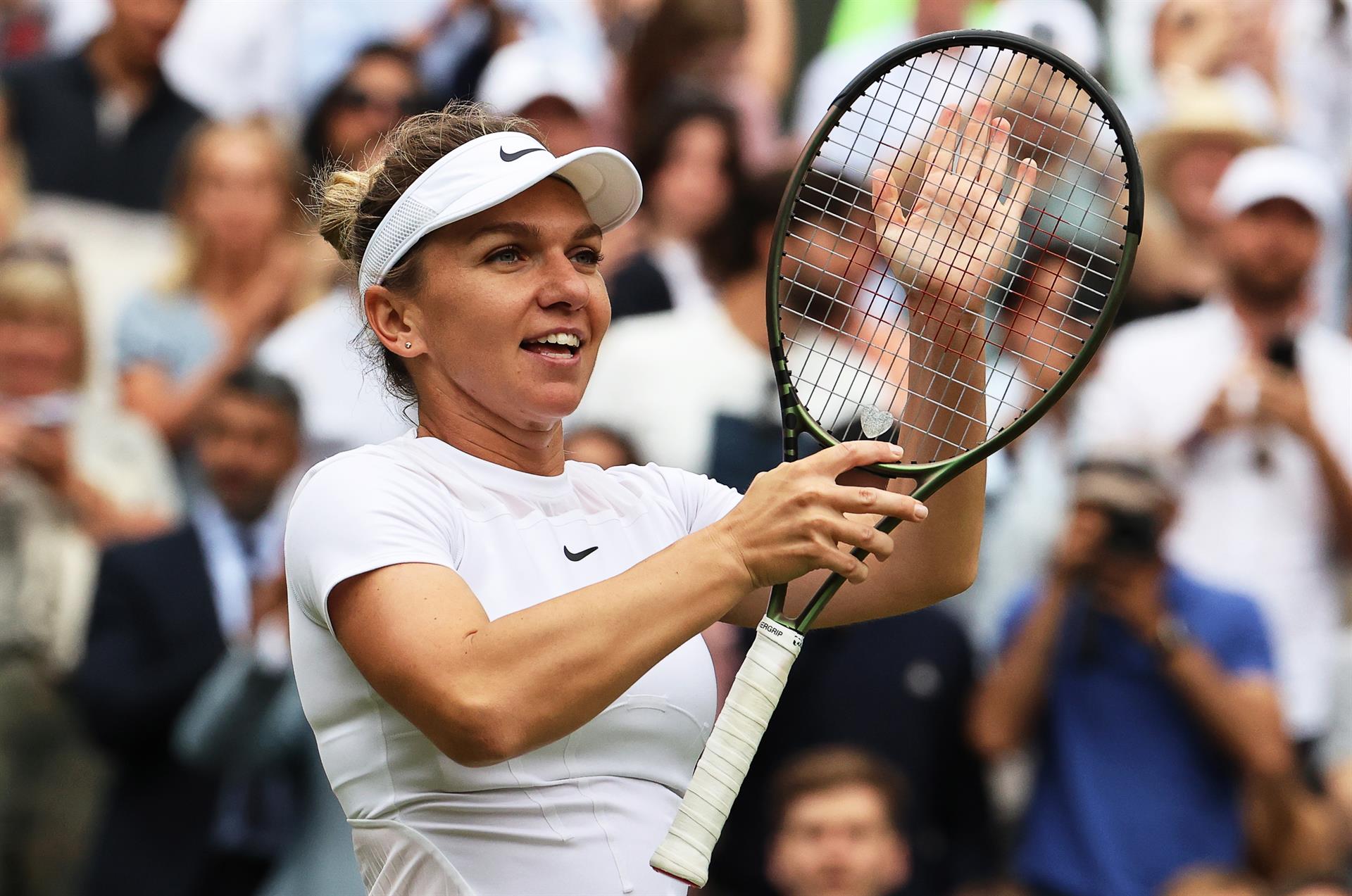 Rybakina y Halep se citan en semifinales de Wimbledon