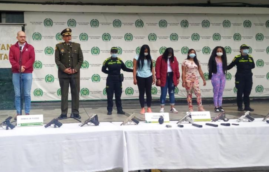 Capturadas cuatro venezolanas por tráfico de armas de fuego en Bogotá