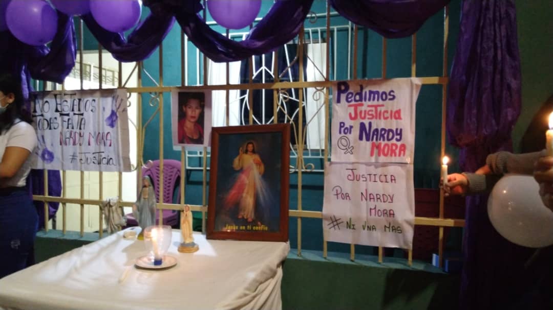 Vecinos realizaron vigilia en honor a la doctora Nardy Mora, asesinada en Valencia