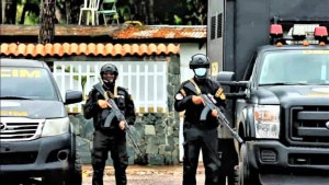 La ruta de un teniente venezolano que escoltaba a un jefe de las Farc y ahora lleva un año en una cárcel militar