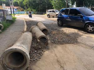 Obras inconclusas de Hidropáez ponen en riesgo a conductores y peatones en Guárico