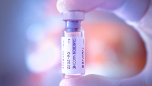 Las nuevas vacunas contra el Covid-19 diseñadas para la variante ómicron estarán listas en los próximos días