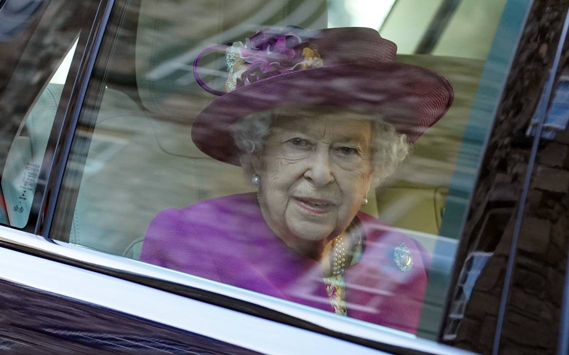 Ministra de Escocia dice estar “profundamente preocupada” por la salud de Isabel II