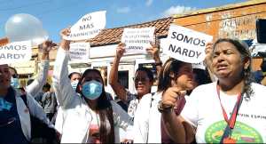 “Ese monstruo la mató vilmente”: protestaron por asesinato de la doctora Nardy Mora en Valencia