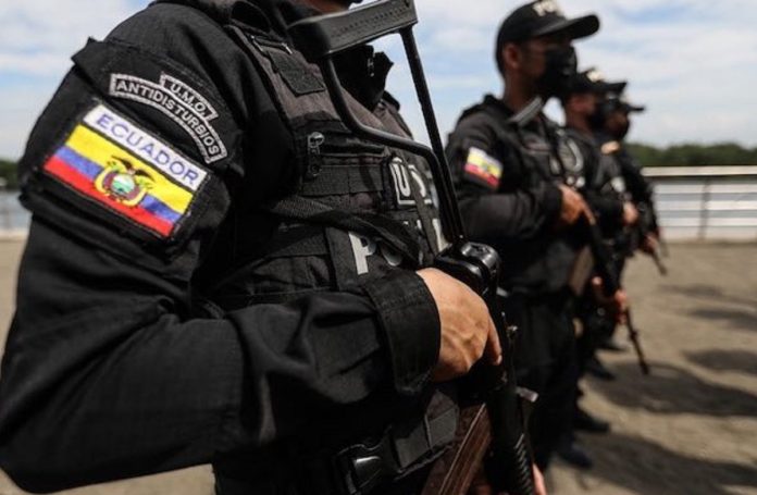 Recomiendan en Ecuador uso de armas letales contra el crimen y el terrorismo