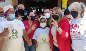 Régimen chavista presiona a docentes para que se manifiesten a favor de Maduro