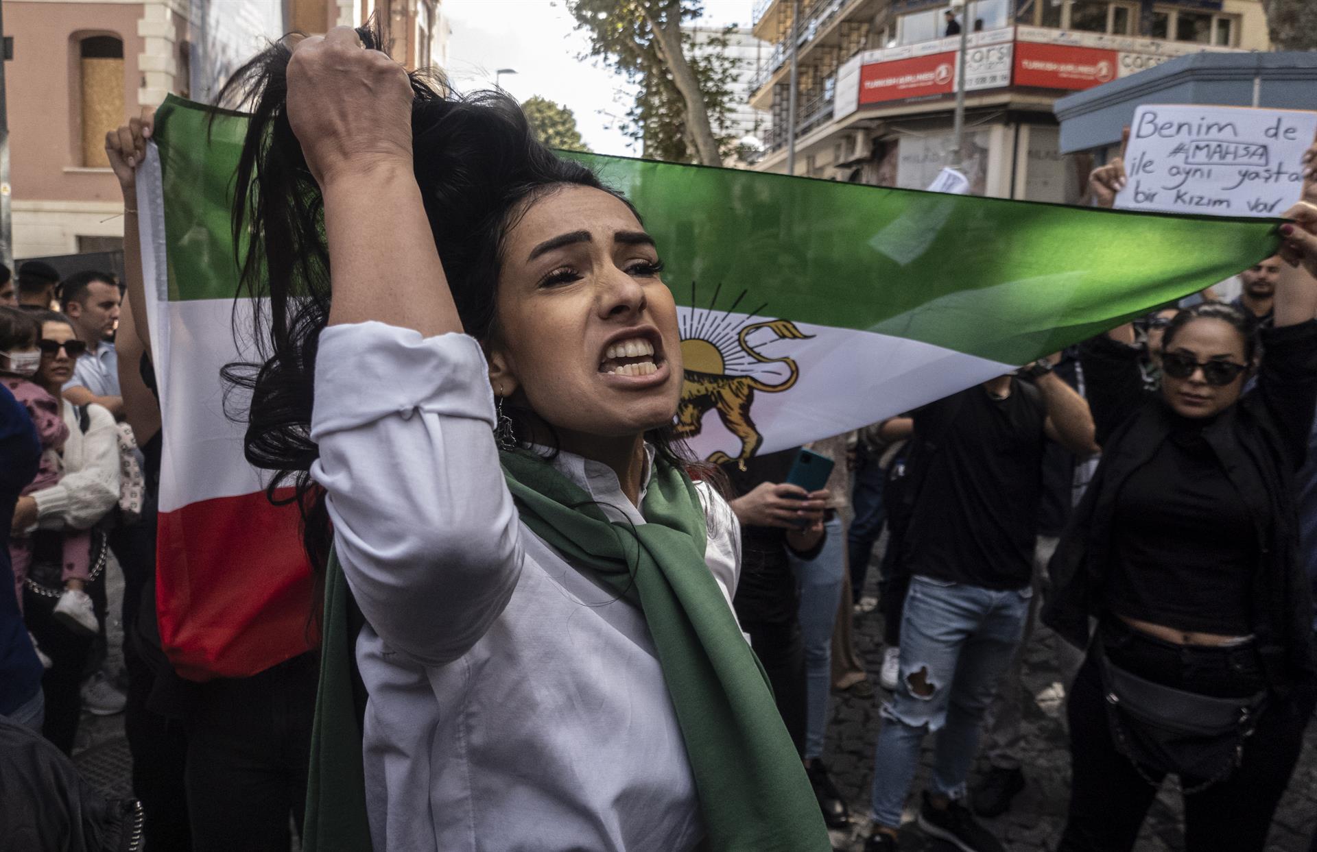 Irán convoca a los embajadores británico, sueco y noruego tras una semana de protestas