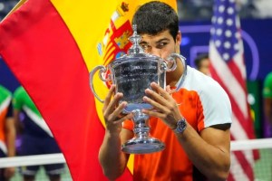 Quién es Carlos Alcaraz, la nueva joya del tenis español y el más joven en la historia en llegar al número uno del mundo
