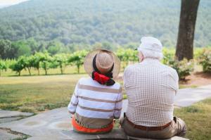 El divorcio de los abuelos: la tasa de separación entre adultos mayores se ha duplicado en el siglo XXI