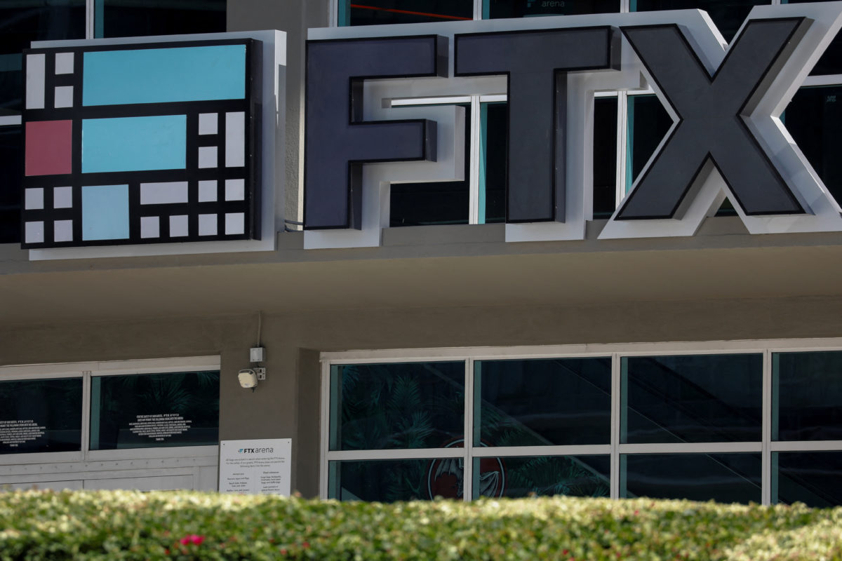Fiscales de EEUU investigan derrumbe de FTX