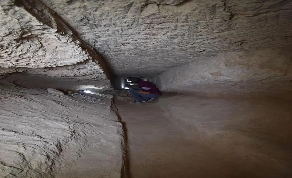 El túnel hacia Cleopatra: arqueólogos descubrieron un camino que llevaría hacia la tumba de la última reina de Egipto y su amante