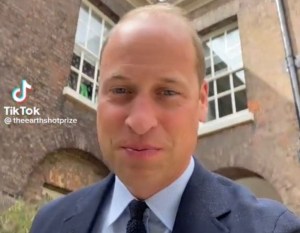 Príncipe William protagoniza su primer video de TikTok y le llueven halagos