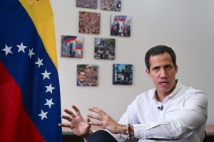 “Ataque a las ONG es un ataque a la sociedad venezolana”: Guaidó rechazó detención de María Fernanda Rodríguez