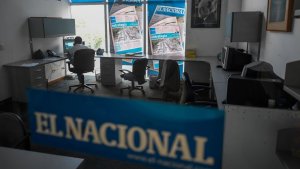 Liberan a periodista de El Nacional tras “interrogatorio”: le confiscaron el teléfono y deberá asistir a la Fiscalía