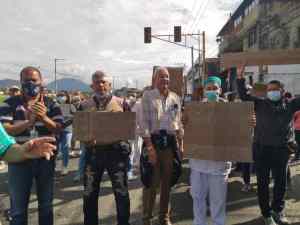 Trabajadores de la salud en Mérida protestan por salarios justos y exigen equipamiento de hospitales #9Ene