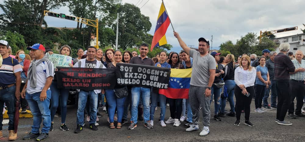 Trabajadores piden al chavismo que acabe con la “guerra económica” que tiene contra los venezolanos