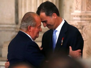 Retorno definitivo de Juan Carlos I a España, condicionado a una posible victoria del PP en elecciones generales
