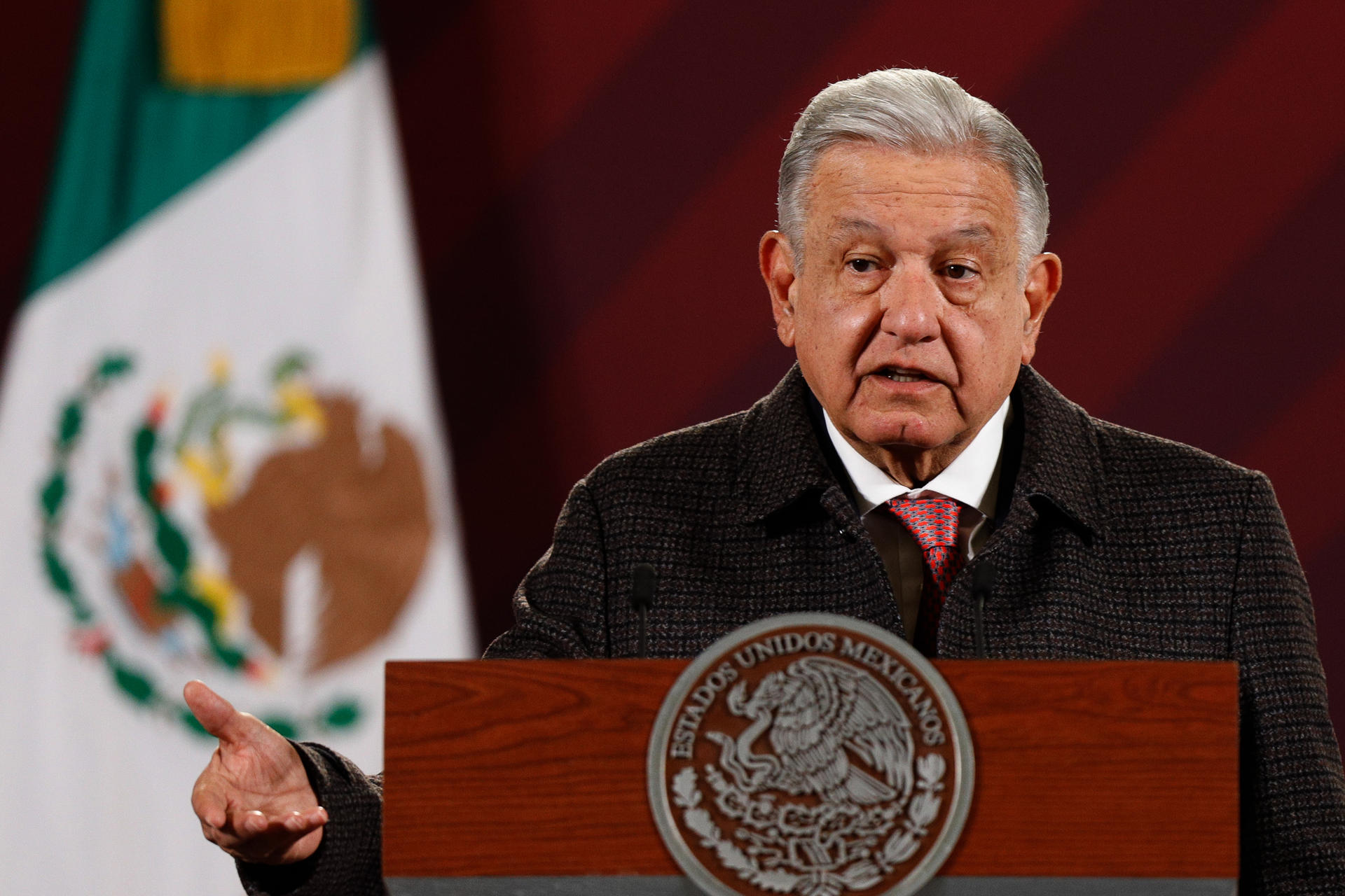 Gobierno mexicano afirma que López Obrador se recupera tras contagio de Covid