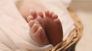 Drama: se durmió tras 17 horas de parto y asfixió por error a su hijo recién nacido