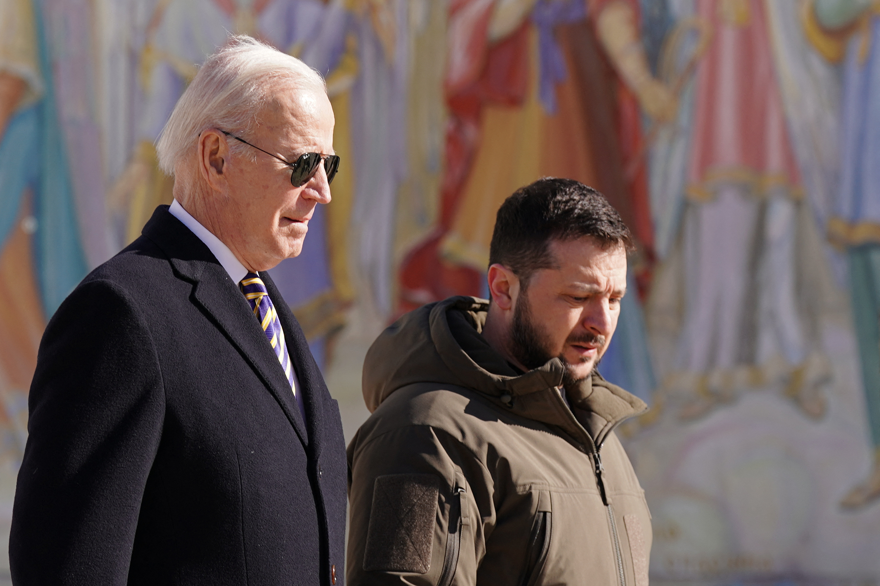 Con honores, así fue recibido Biden en el Palacio de Mariinsky en Kiev (Imágenes)