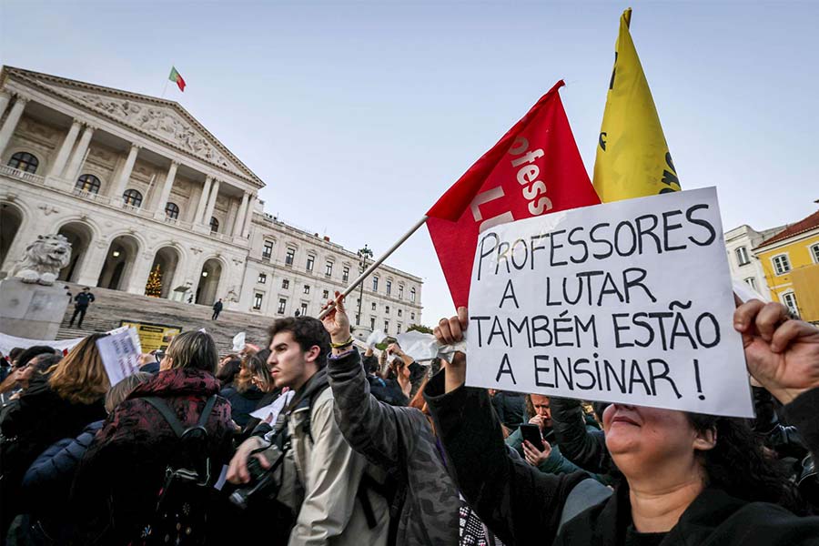 La Fiscalía portuguesa cuestiona la legalidad de las huelgas de profesores