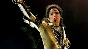 Productor de la película de Michael Jackson negó que se limpie la imagen del “Rey del Pop”