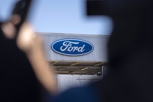 Ford eliminará casi cuatro mil empleos en Europa, el 11 % de su plantilla en la región