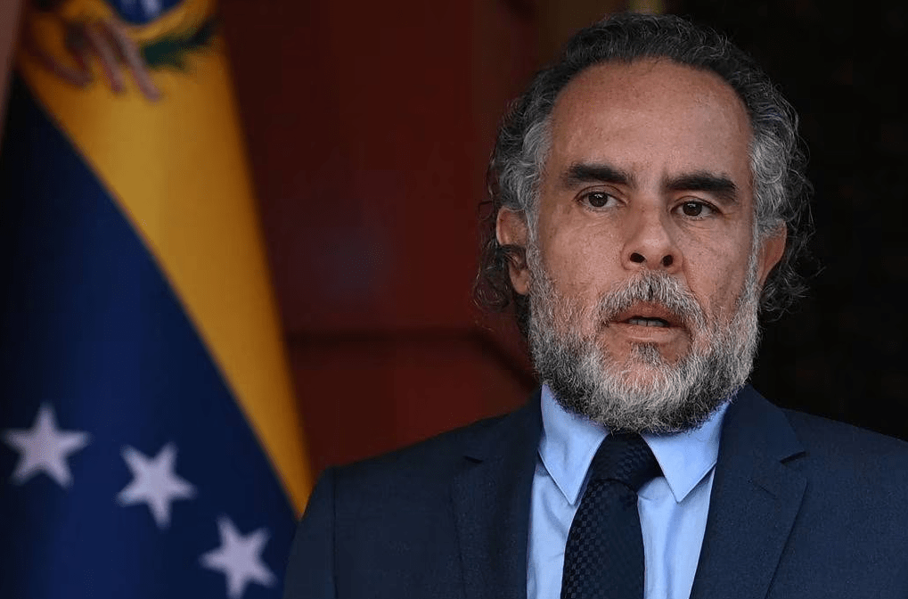 Petro confirmó que Benedetti deja la embajada de Colombia en Venezuela tras escándalo del “Niñeragate”