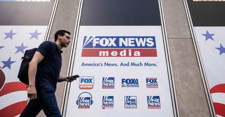 Fox News y la empresa que la demandó por difamación llegaron a un acuerdo para evitar juicio
