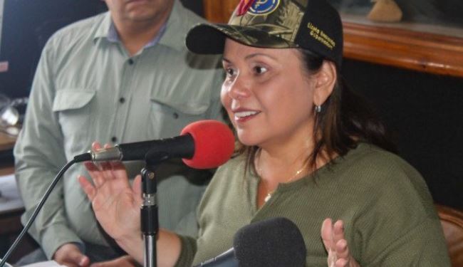 Gobernadora chavista pretende suspender surtido de combustible en Tucupita