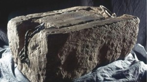 Piedra del Destino: La historia de la enigmática roca sobre la que será coronado Carlos III