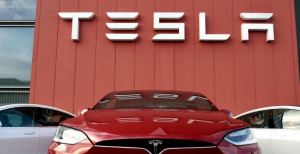 Tesla demandada por compartir imágenes de clientes tomadas por sus cámaras