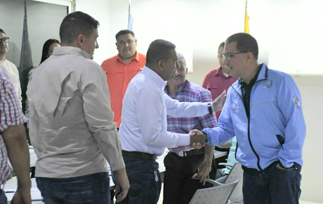 Ministros del madurismo discriminaron al gobernador de Barinas y la Plataforma Unitaria le salió al paso