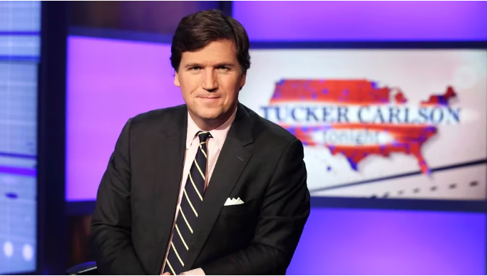 Tucker Carlson recibió una oferta laboral monumental tras haber sido despedido de Fox News