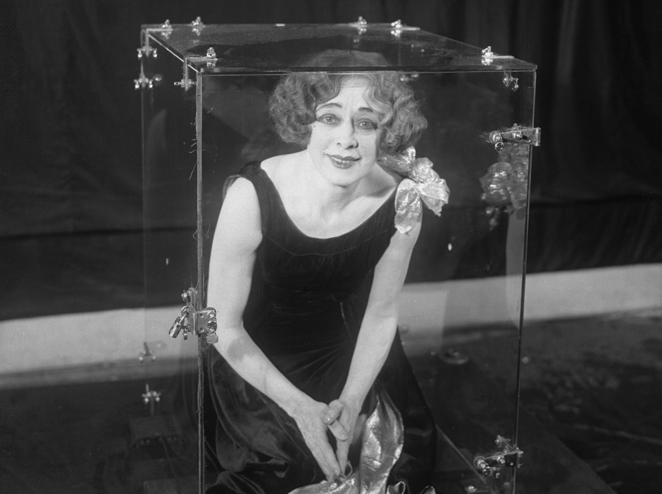 Los secretos de Bess Houdini, la mujer del mago que se sabía sus trucos de escapismo