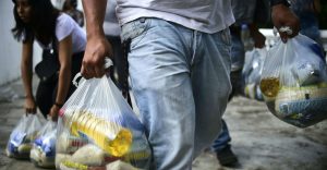 Bolsas Clap llegan “una vez a la cuaresma” a las comunidades en Apure… y con productos de mala calidad