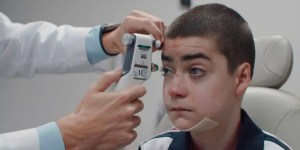 La pionera terapia con la que un joven de 14 años recuperó la vista en Miami