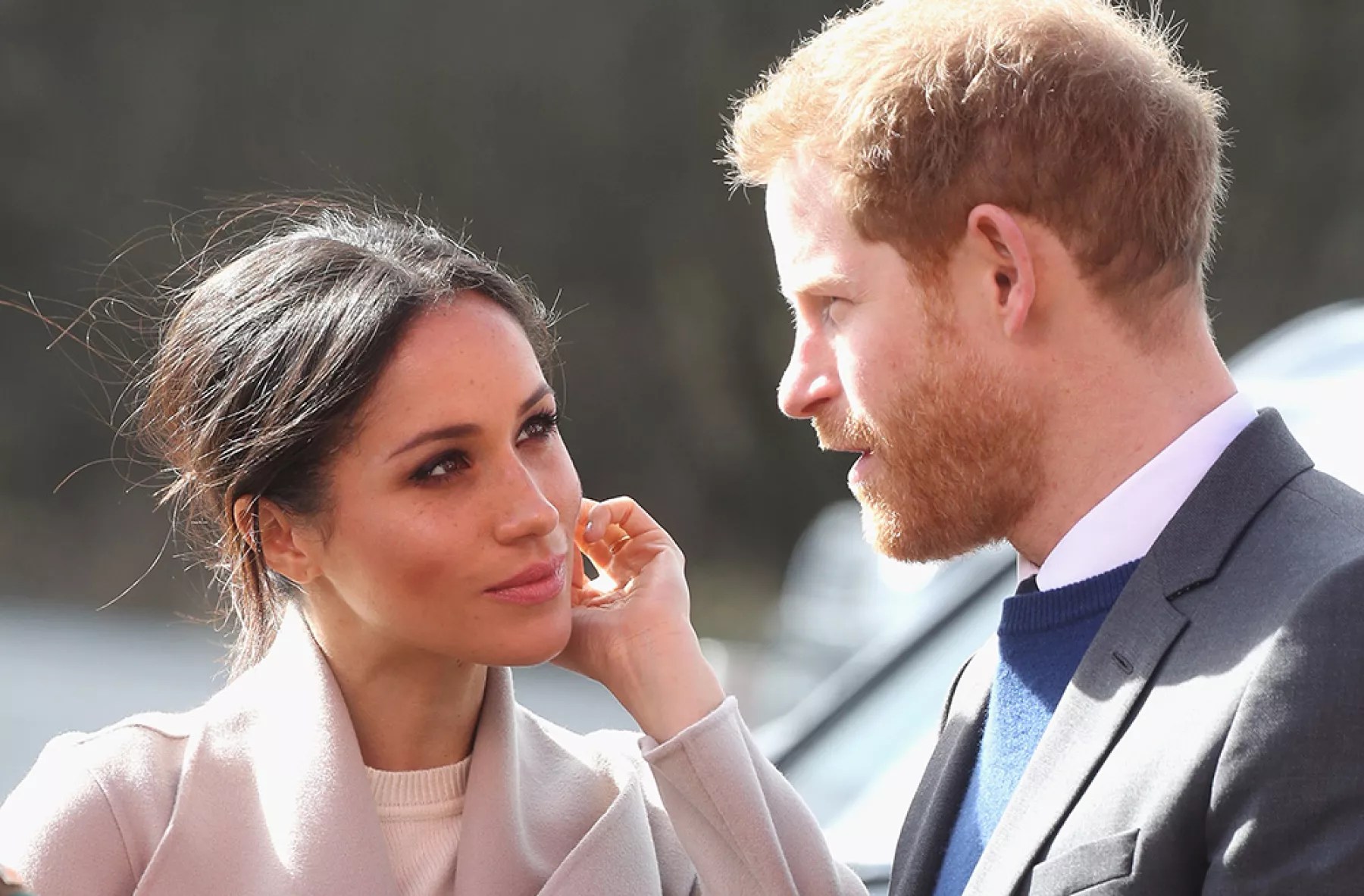 Los rumores de problemas económicos entre Meghan Markle y el príncipe Harry toman más fuerza al poner en venta su mansión