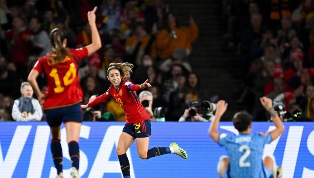 Las felicitaciones de Felipe VI y Pedro Sánchez a la selección femenina de fútbol tras coronarse campeona del mundo