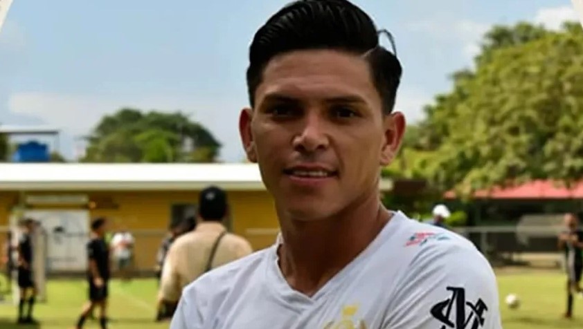 Conmoción en Costa Rica: un futbolista murió tras ser atacado por un cocodrilo mientras se bañaba en un río