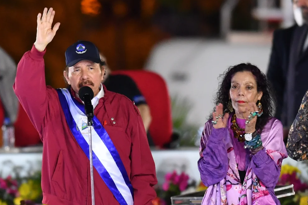 El dictador Daniel Ortega cumplió 17 años seguidos en el poder con miras a una “dinastía familiar”
