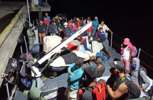 Liberan en Trinidad y Tobago a 64 migrantes venezolanos a la espera de su deportación
