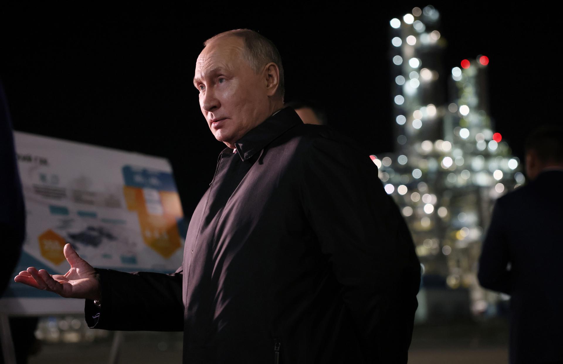 Putin consideró que imputaciones contra Trump demuestra la “podredumbre” del sistema estadounidense