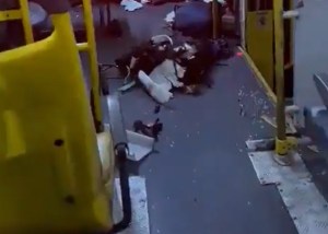Tragedia en Río de Janeiro: lanzan explosivo dentro de un autobús y hieren a pasajeros (Imágenes sensibles)