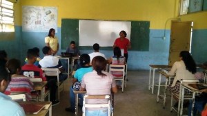 Reparaciones en las escuelas, una tarea que el chavismo dejó a padres y representantes