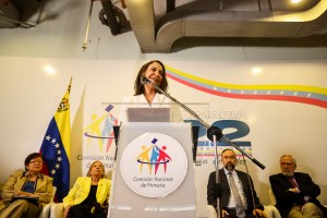 María Corina Machado: Voy a inscribirme en el CNE y derrotaré a Maduro